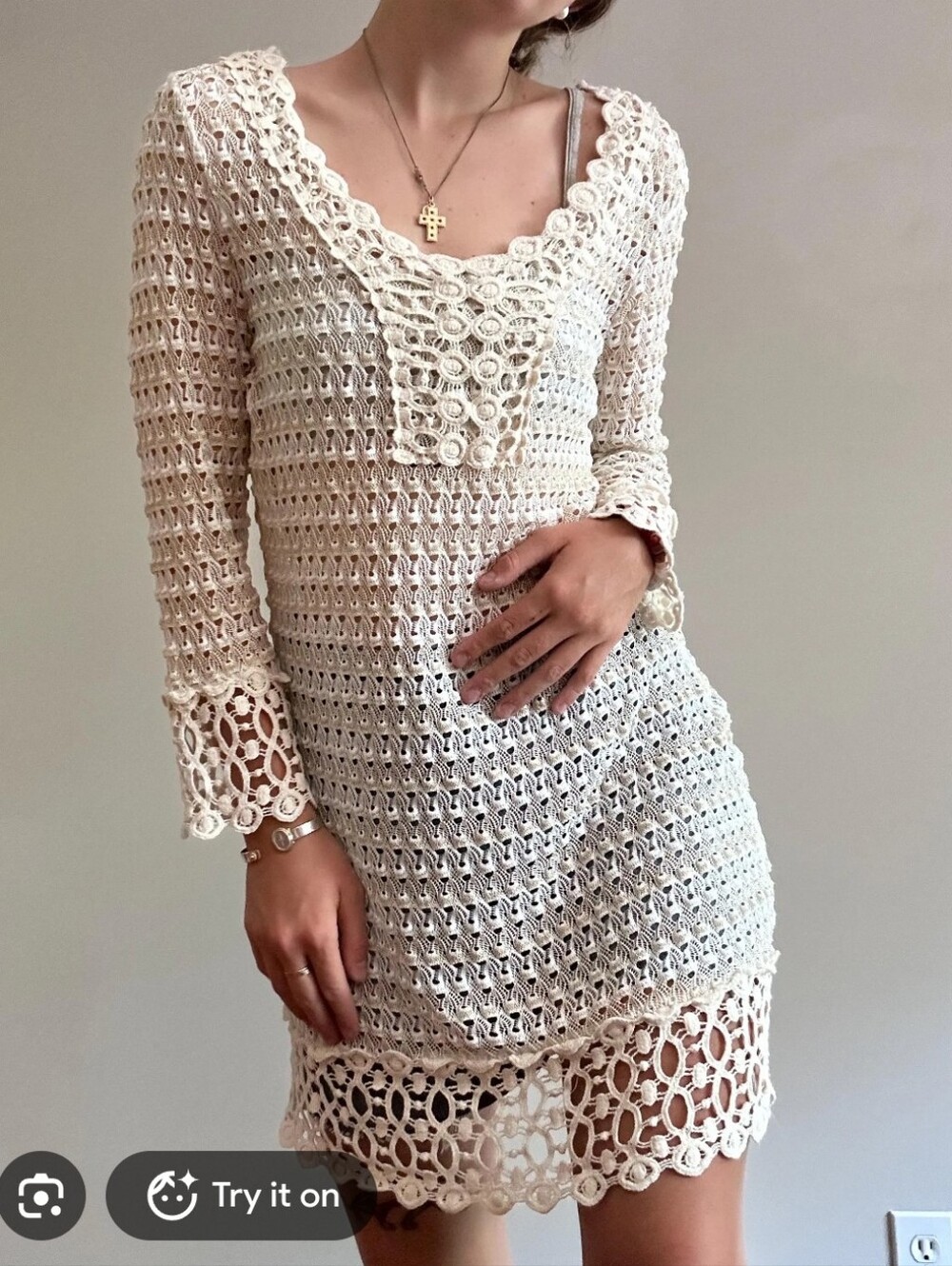 Solitaire Swim Cream And Gold Crochet V-Neck Coverup Mini Dress Size L